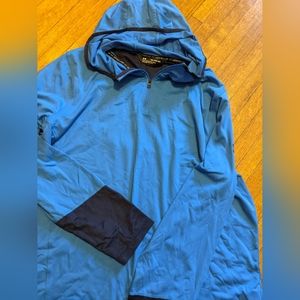 Under Armour heatgear hooded shirt XXL